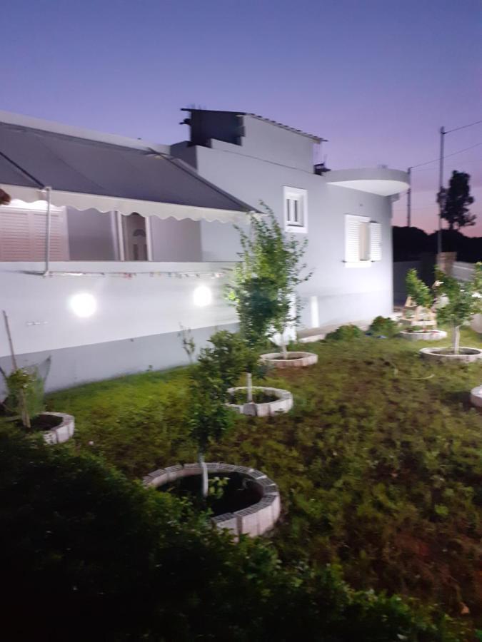 Vila Osmanaj Ксамил Екстериор снимка